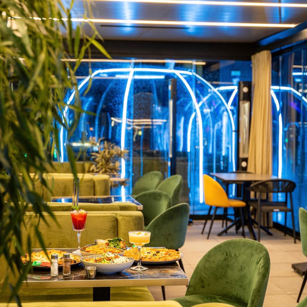 Le Skyparis 1